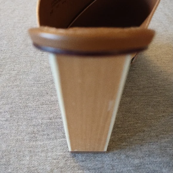 Tory Burch Color Cube 100mm Mule Sandals - Veg Nappa in Sun Beige - Size 8 - Picture 10 of 15